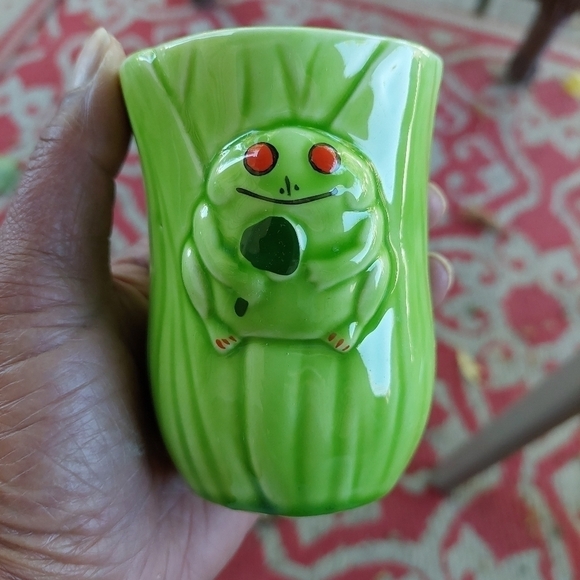 Vintage* Green Glazed Ceramic Succulent Planter - Picture 6 of 6